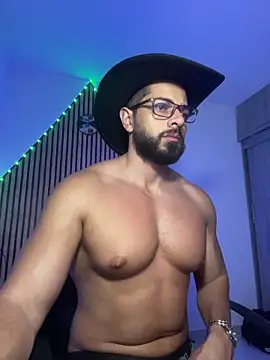 Snapshot of magnumchris chatting on February 14, 2026, 4:23 am magnumchris online show from February 14, 2026, 4:23 am