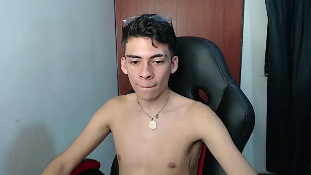 Rimuru17 online show from April 7, 2026, 4:36 am