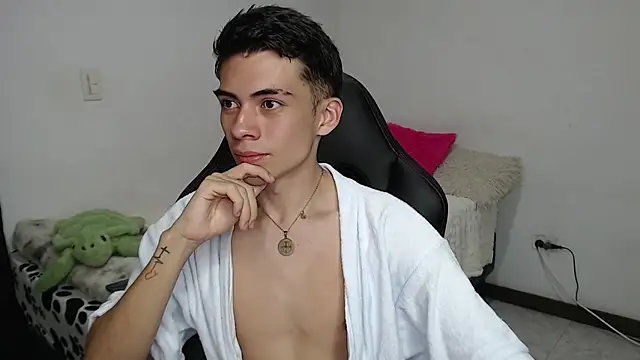 Rimuru17 online show from April 28, 2026, 2:49 am