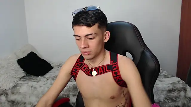 Rimuru17 online show from March 31, 2026, 2:13 am