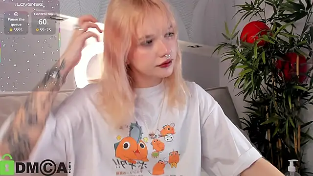 Molly Platt online show from February 22, 2026, 9:11 am