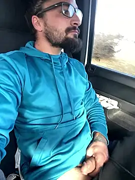 Lilbig 24 online show from January 14, 2026, 8:01 pm