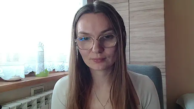 LooveELLYx online show from November 13, 2025, 7:45 am