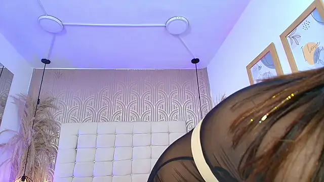 LexieBloom online show from April 2, 2026, 3:57 am