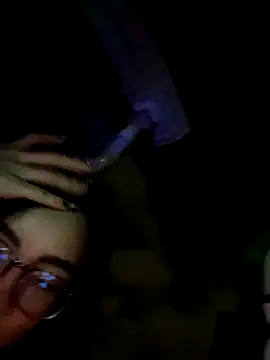 Snapshot of Carly_lopez chatting on October 4, 2025, 12:01 am Carly lopez online show from October 4, 2025, 12:01 am