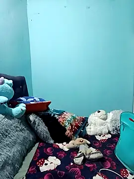 Hanna Kieran online show from October 31, 2025, 3:47 am