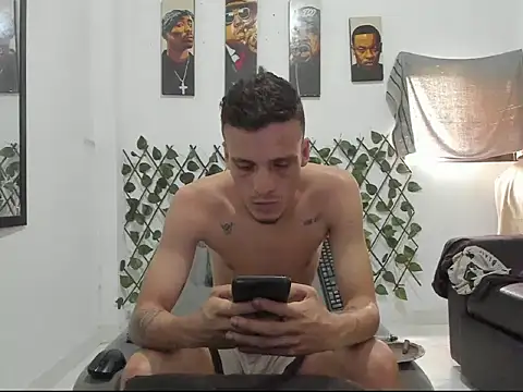 Latins Boss online show from April 1, 2026, 8:06 pm