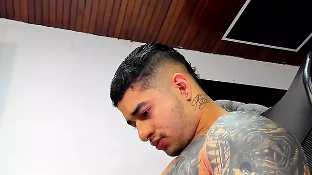 king falconer online show from November 15, 2025, 12:03 am