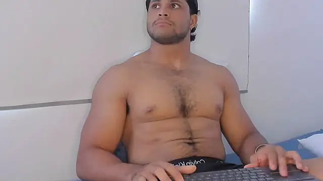 Snapshot of Evansdark1 chatting on February 22, 2026, 9:38 pm Evansdark1 online show from February 22, 2026, 9:38 pm