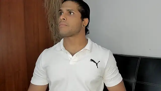 Evansdark1 online show from October 30, 2025, 11:45 pm