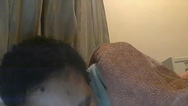 sexythae32 online show from January 17, 2026, 2:59 am