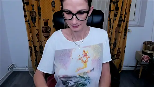 NaughtyWifey1 online show from October 31, 2025, 4:42 am