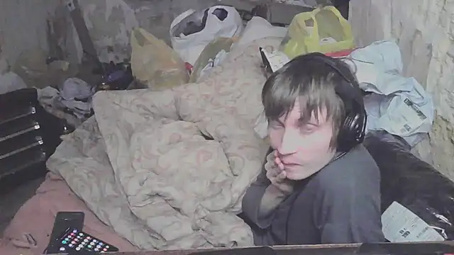 makarov1993 online show from April 7, 2026, 8:10 pm