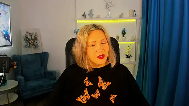 NinaStarle online show from November 27, 2025, 4:35 am