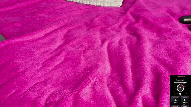 Snapshot of Alice_Pops chatting on April 12, 2026, 7:33 am Alice Pops online show from April 12, 2026, 7:33 am