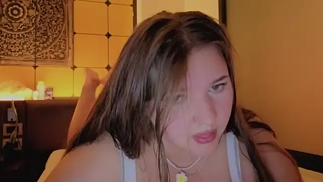 Chloee White online show from July 29, 2026, 6:18 pm