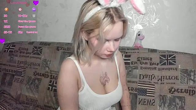 Snapshot of girlllsooft chatting on February 2, 2026, 2:32 am girlllsooft online show from February 2, 2026, 2:32 am