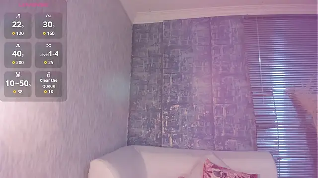 NathalyLeen online show from March 19, 2026, 8:42 pm