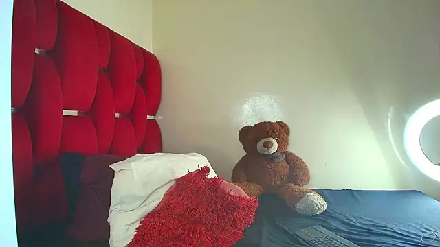 Camila hot ts online show from January 8, 2026, 2:56 pm