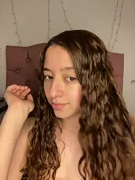 Snapshot of -rosi chatting on January 9, 2026, 1:45 am -rosi online show from January 9, 2026, 1:45 am