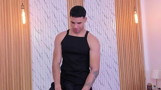 thomas walker0 online show from November 14, 2025, 12:20 pm