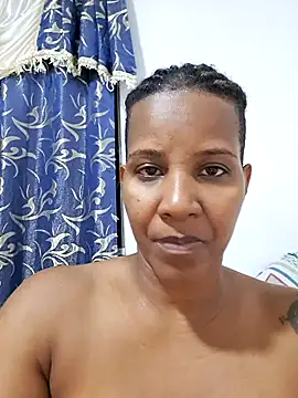 Snapshot of VikysDavis chatting on October 7, 2025, 3:29 am VikysDavis online show from October 7, 2025, 3:29 am