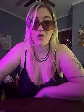 Snapshot of Granlady7 chatting on January 15, 2026, 6:39 am Granlady7 online show from January 15, 2026, 6:39 am