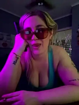 Snapshot of Granlady7 chatting on January 7, 2026, 10:26 pm Granlady7 online show from January 7, 2026, 10:26 pm