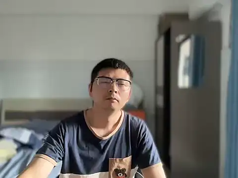 Snapshot of hardysuning chatting on November 1, 2025, 7:35 am hardysuning online show from November 1, 2025, 7:35 am