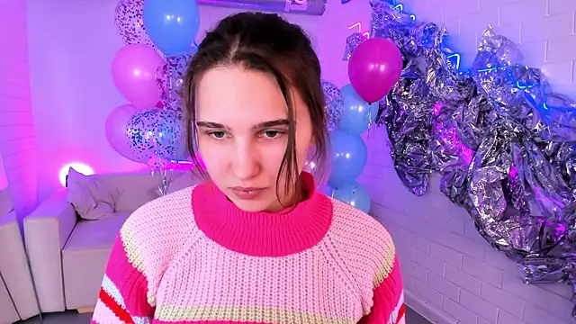 TessaMill online show from February 2, 2026, 11:31 am