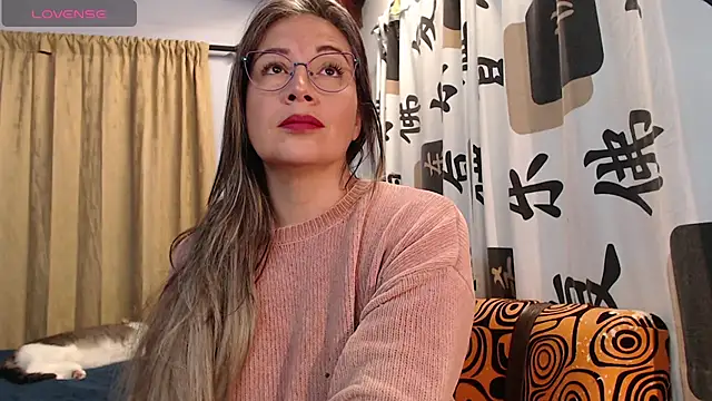 Emma Henderson online show from October 16, 2025, 10:45 am