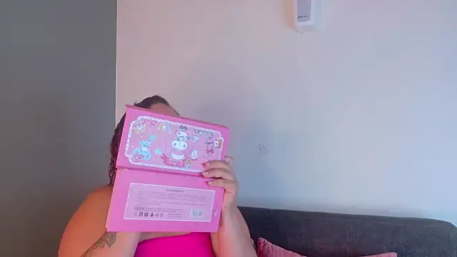 JenaCooper  online show from July 21, 2026, 9:32 am