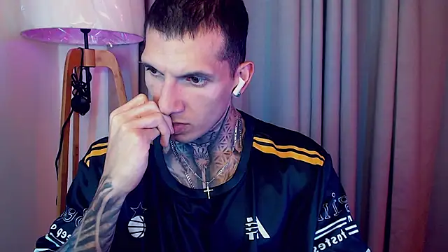 Shane Clay online show from October 28, 2025, 1:50 am