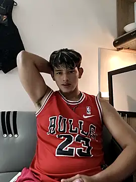 Hiroshi Shen online show from December 22, 2025, 11:16 pm