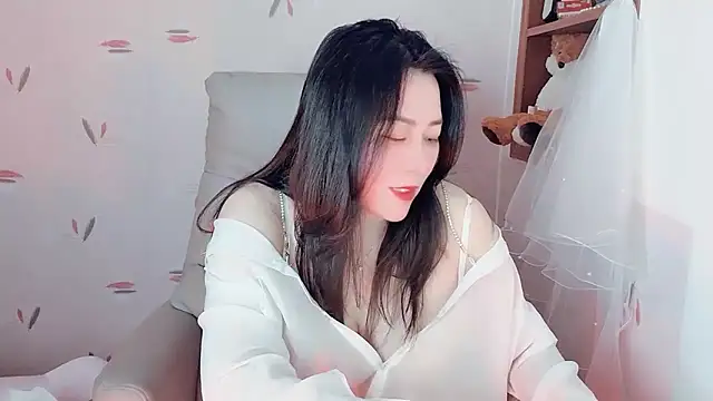 Eve5215 online show from February 8, 2026, 5:21 pm