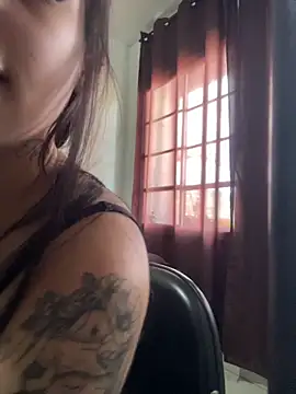 Snapshot of jujuarantes__2025 chatting on October 21, 2025, 3:00 pm jujuarantes 2025 online show from October 21, 2025, 3:00 pm