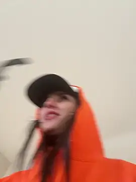 addictedtoari online show from November 12, 2025, 8:56 pm