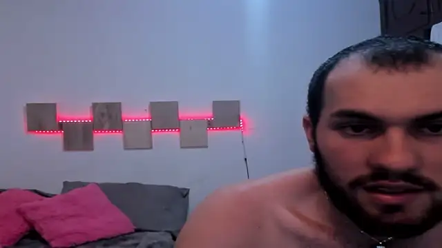 Snapshot of mco_0822 chatting on September 17, 2025, 6:54 pm mco 0822 online show from September 17, 2025, 6:54 pm