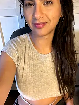 Snapshot of chicachocolate01 chatting on November 3, 2025, 6:22 pm chicachocolate01 online show from November 3, 2025, 6:22 pm