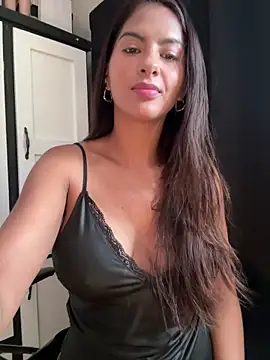 Snapshot of chicachocolate01 chatting on March 3, 2026, 6:37 pm chicachocolate01 online show from March 3, 2026, 6:37 pm