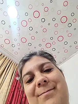 queemking online show from February 27, 2026, 8:41 pm