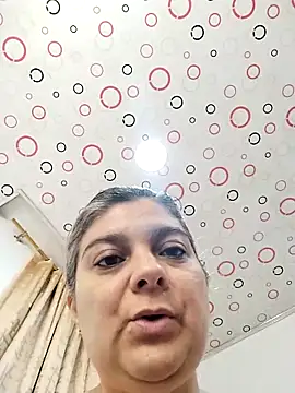 queemking online show from March 5, 2026, 9:11 pm