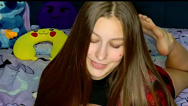 MissEmilyMiller online show from November 18, 2025, 5:38 pm