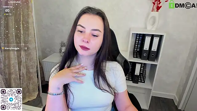 ErinRose  online show from September 25, 2025, 12:27 am