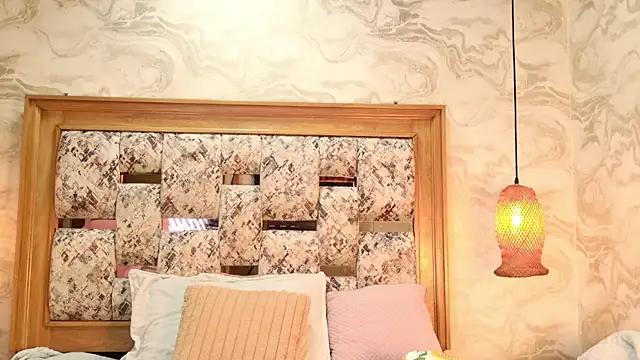 ZOLEY WATSON online show from January 10, 2026, 3:13 am