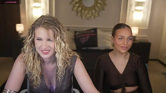 Scarlett Sweet054 online show from April 18, 2026, 3:03 pm