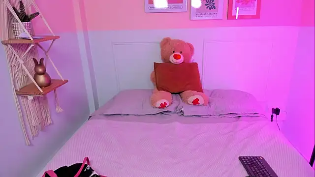 Camila Rivers online show from February 7, 2026, 4:20 am