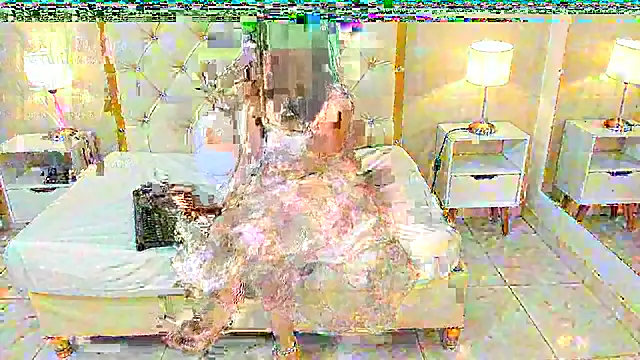 aura sanders1 online show from October 23, 2025, 12:15 pm