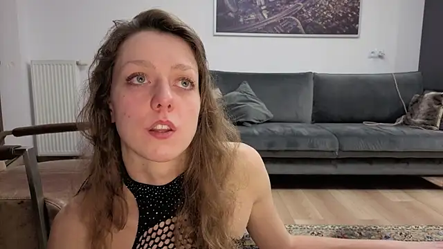 Eveline Beauty Kitty online show from January 14, 2026, 5:49 pm