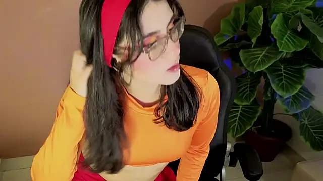 LiLLiAnderson online show from October 4, 2025, 11:34 am